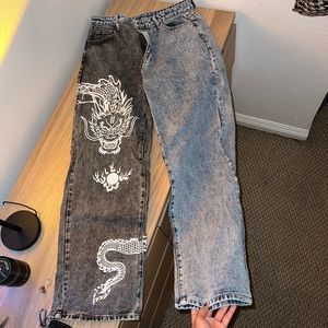 Dragon printed jeans